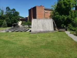 Amphitheatre sideview